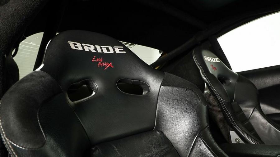 Детали интерьера Toyota Supra V12 by Top Secret 1994 года  (фото 13 из 16)